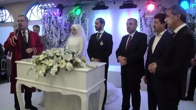 AK Parti Genel Başkan Yardımcısı Ünal'dan birlik ve beraberlik mesajı (1) AK Parti Genel Başkan Yardımcısı Ünal'dan birlik ve beraberlik mesajı (1)
