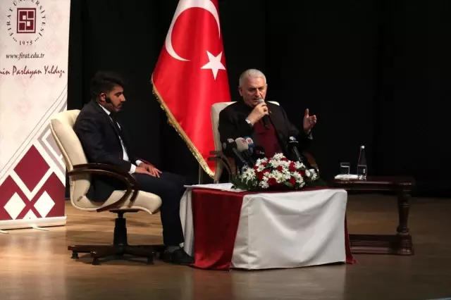 AK Parti İzmir Milletvekili Binali Yıldırım'dan 'teröre geçit verilmeyecek' mesajı Açıklaması AK Parti İzmir Milletvekili Binali Yıldırım'dan 'teröre geçit verilmeyecek' mesajı Açıklaması