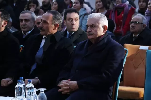 AK Parti İzmir Milletvekili Binali Yıldırım'dan 'teröre geçit verilmeyecek' mesajı Açıklaması AK Parti İzmir Milletvekili Binali Yıldırım'dan 'teröre geçit verilmeyecek' mesajı Açıklaması