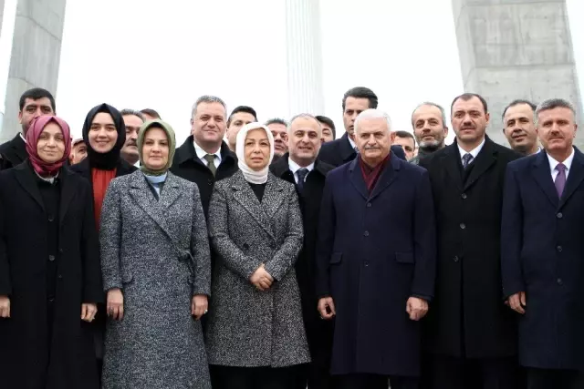 Binali Yıldırım: 'Bu proje Türk mühendislerin alın terinin ürünüdür' Binali Yıldırım: 'Bu proje Türk mühendislerin alın terinin ürünüdür'