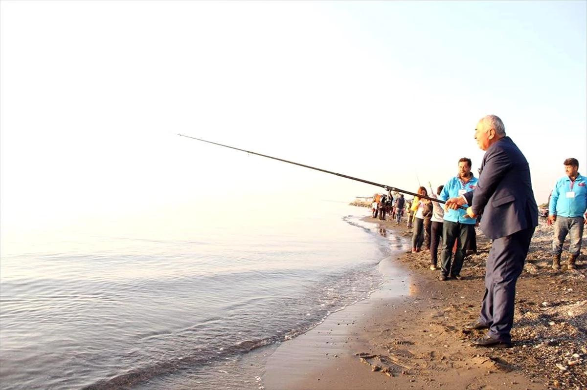 Hatay'da 10. Oltayla Kıyıdan Balık Tutma Yarışması yapıldı