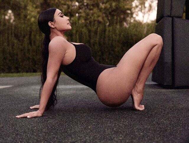 İngiliz ordusu asker almak için Kim Kardashian'ın kalçasını reklamlarda kullanacak