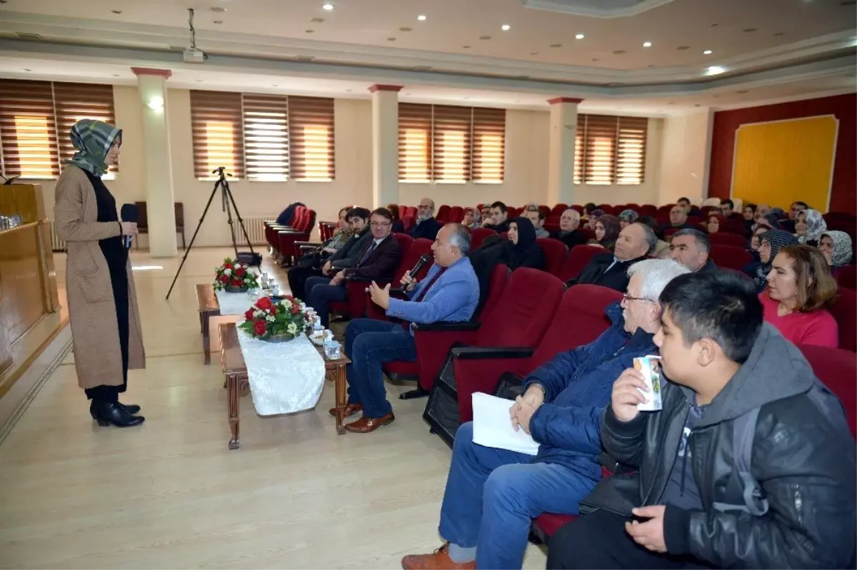 Isparta Belediyesinden ailelere mahremiyet eğitimi