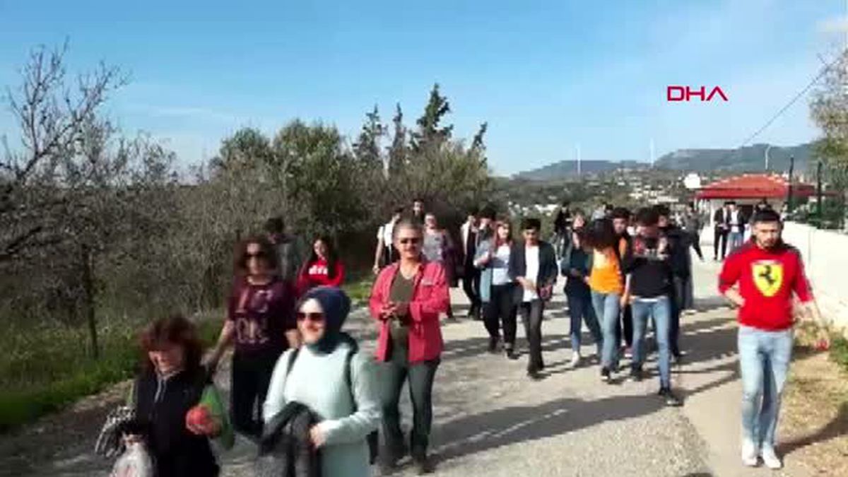 Muğla cep telefonlarını kapatıp, doğa yürüyüşüne çıktılar