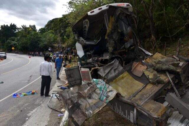 Orta Amerika ülkesi Guatemala'da katliam gibi kaza! 20 ölü, 12 yaralı