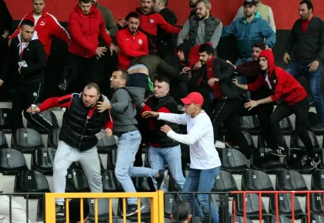 TFF 1. Lig: Fatih Karagümrük: 0 - Keçiörengücü: 2