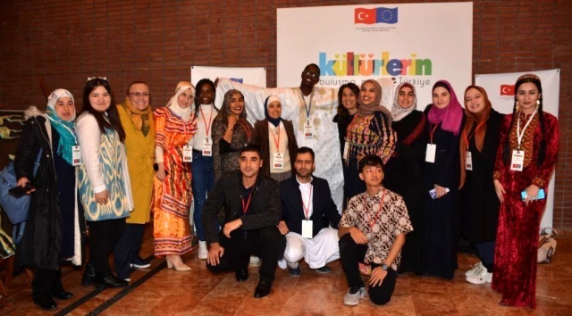 Uluslararası Göçmenler Günü Anadolu Üniversitesinde coşkuyla kutlandı