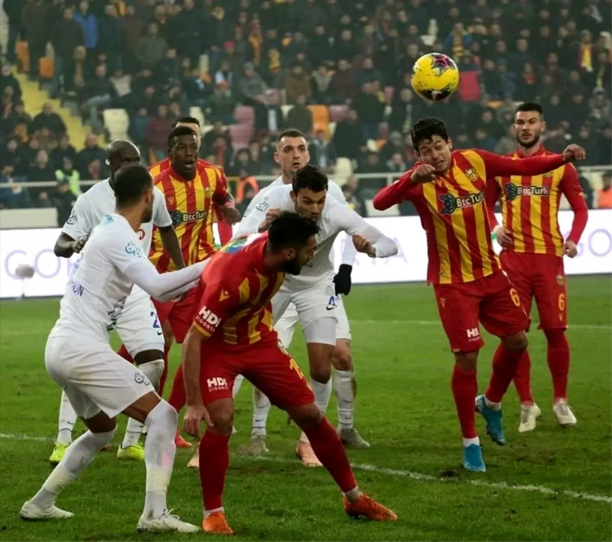 Yeni Malatyaspor iç saha avantajını kullanamıyor