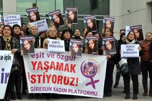 Ceren Özdemir cinayeti davası başladı (2) Ceren Özdemir cinayeti davası başladı (2)