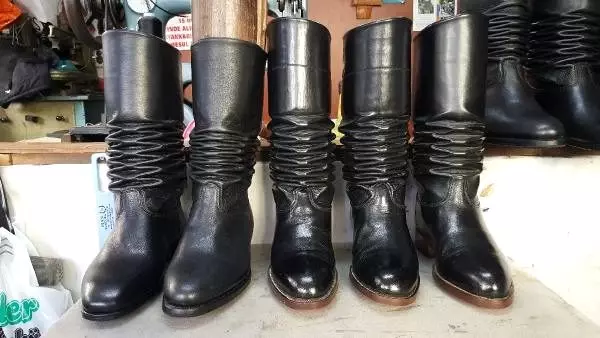 Karadeniz'in son körüklü çizme ustası, teknolojiye direniyor