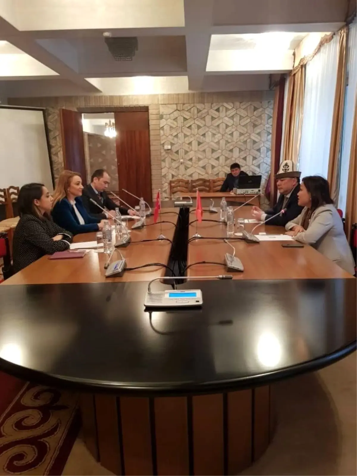 Kırgızistan Başkanı Muhammedkalıy Abılgaziyev'den Türk iş dünyasına yatırım çağrısı