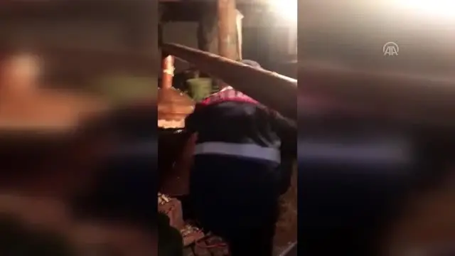 Kırıkkale'de kaçak imalathanede 500 şişe sahte rakı ele geçirildi