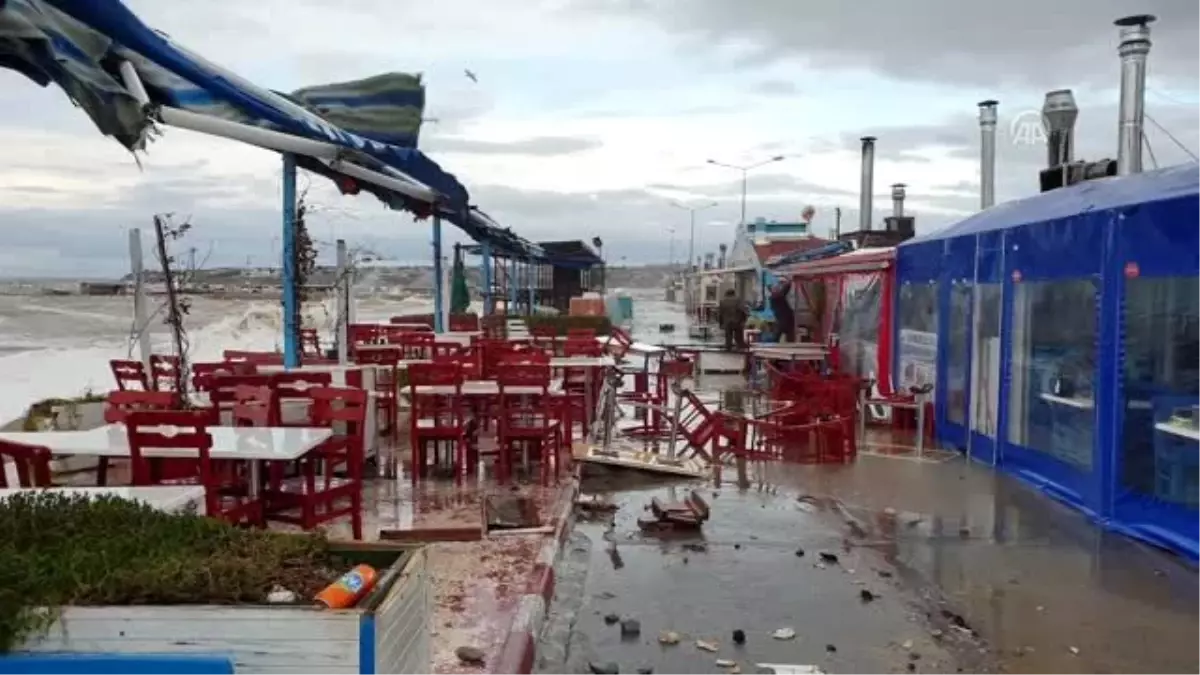 Lodos Silivri'yi etkisi altına aldı