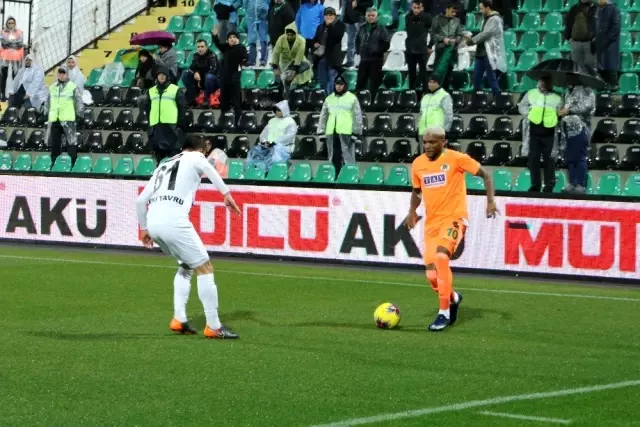Süper Lig: Denizlispor: 0 - Alanyaspor: 3 (İlk Yarı) Süper Lig: Denizlispor: 0 - Alanyaspor: 3 (İlk Yarı)