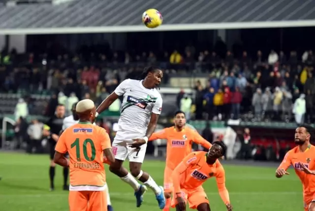 Süper Lig: Denizlispor: 1 - Alanyaspor: 5 (Maç sonucu) Süper Lig: Denizlispor: 1 - Alanyaspor: 5 (Maç sonucu)