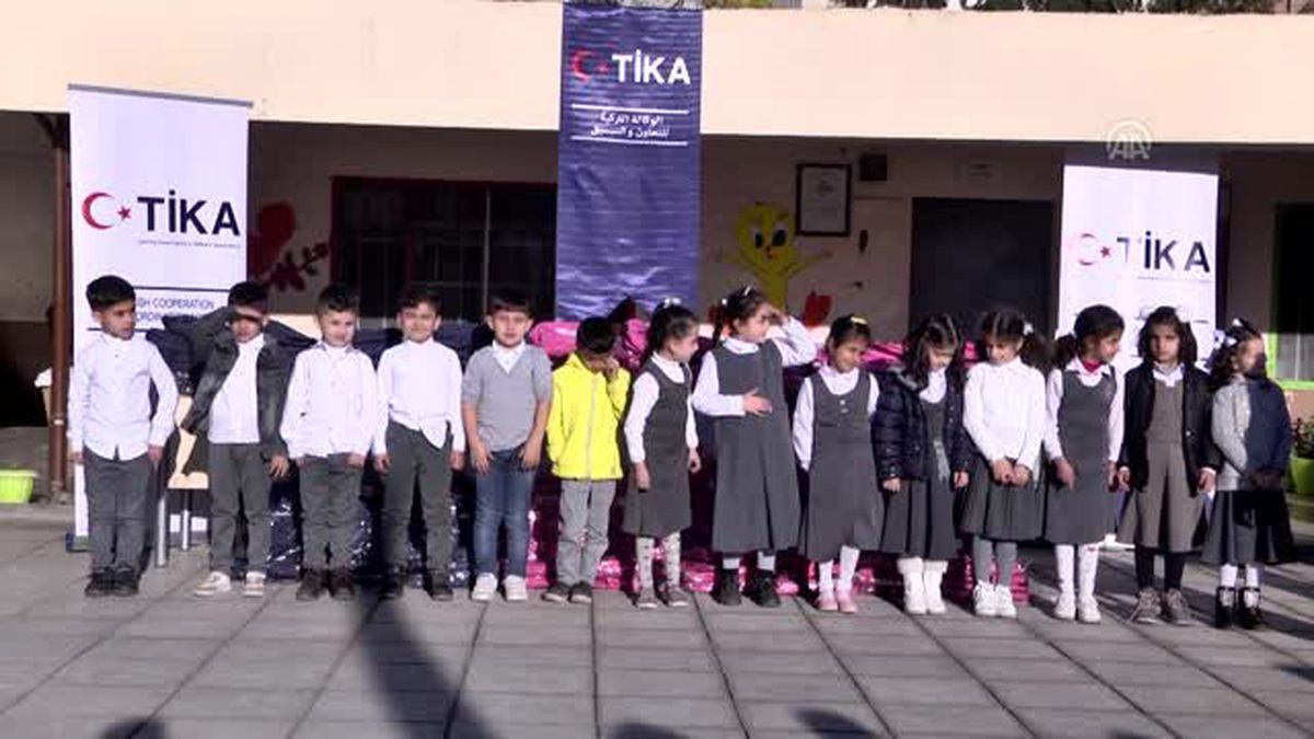TİKA'dan Irak'taki 15 Türkmen okuluna kırtasiye yardımı