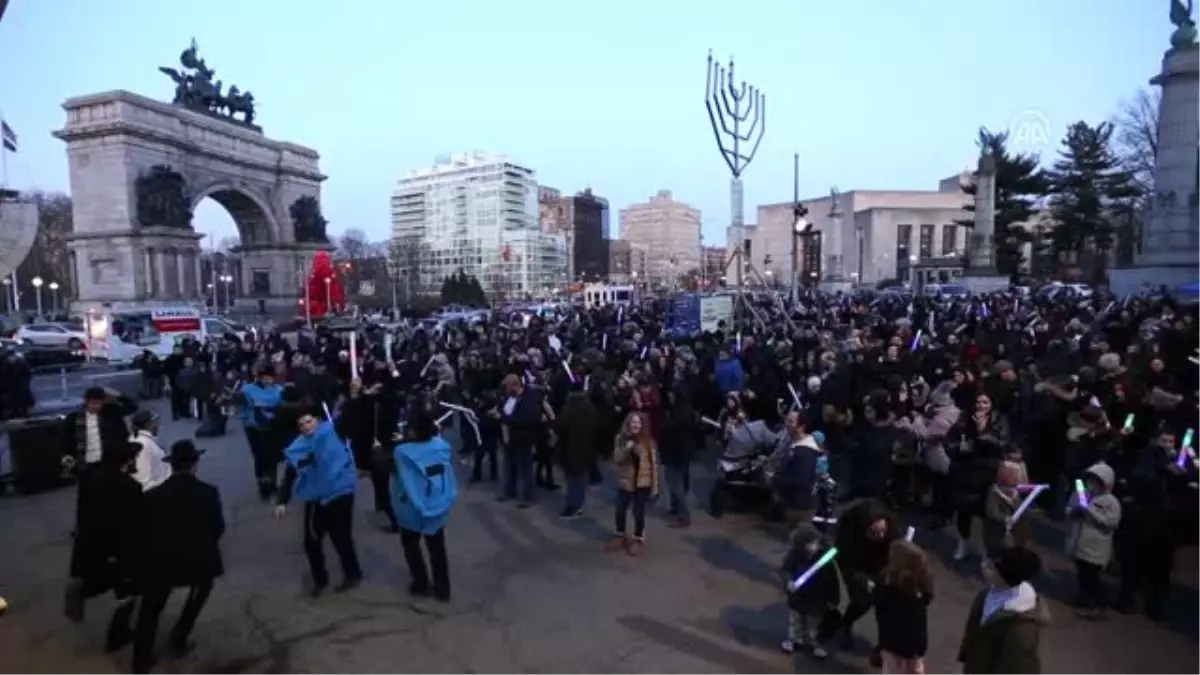 Yahudilerin Hanuka Bayramı başladı - NEW