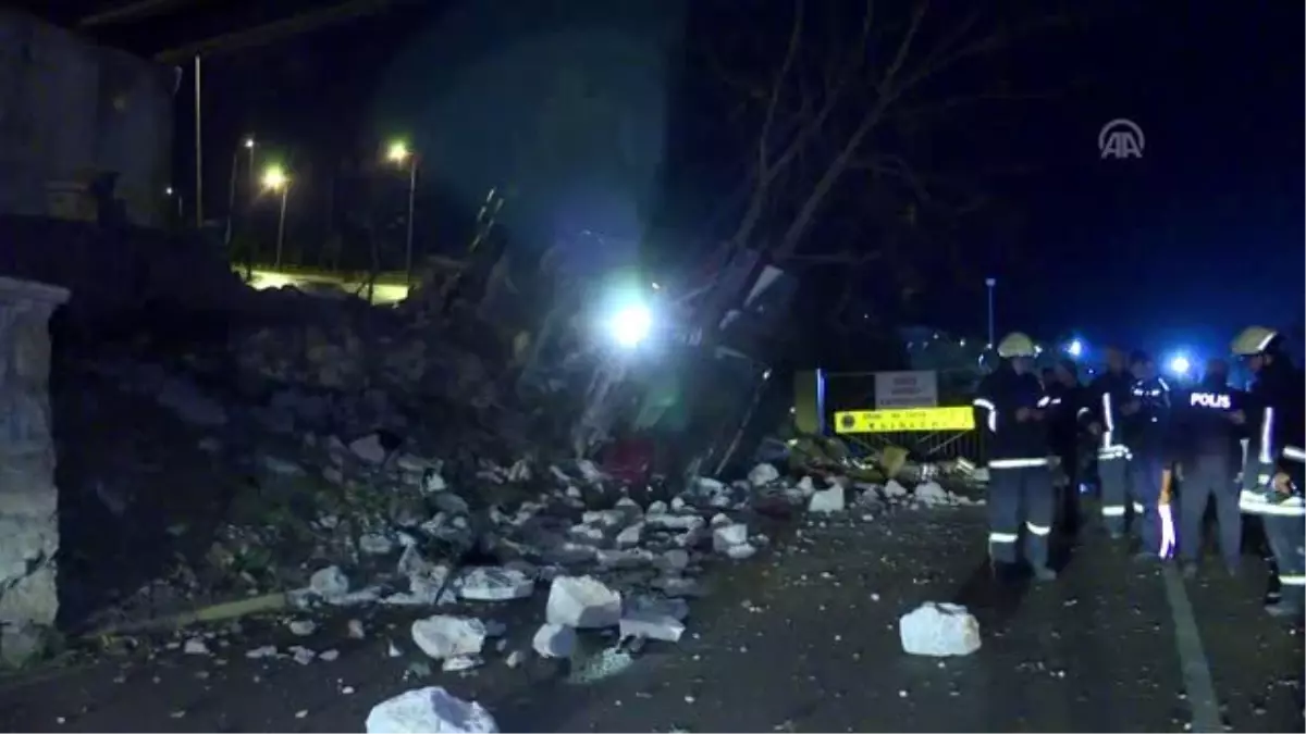 Zeytinyağı yüklü kamyon devrildi: 1 yaralı