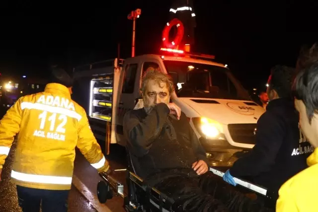 Adana'da sele kapılan otomobilde bulunan 5 kişi kurtarıldı