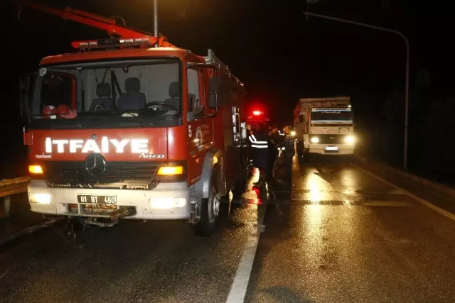 Adana'da sele kapılan otomobilde bulunan 5 kişi kurtarıldı