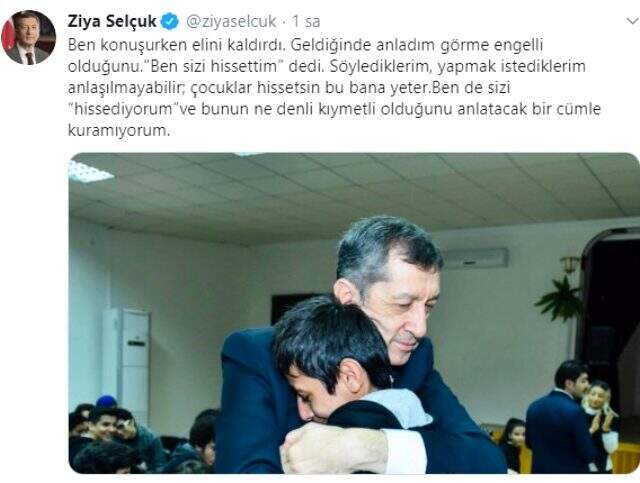 Bakan Selçuk'la görme engelli öğrenci arasında duygulandıran diyalog