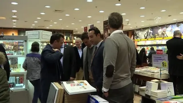 'Basketbola Adanmış Hayatlar' kitabının tanıtımı yapıldı (2) 'Basketbola Adanmış Hayatlar' kitabının tanıtımı yapıldı (2)