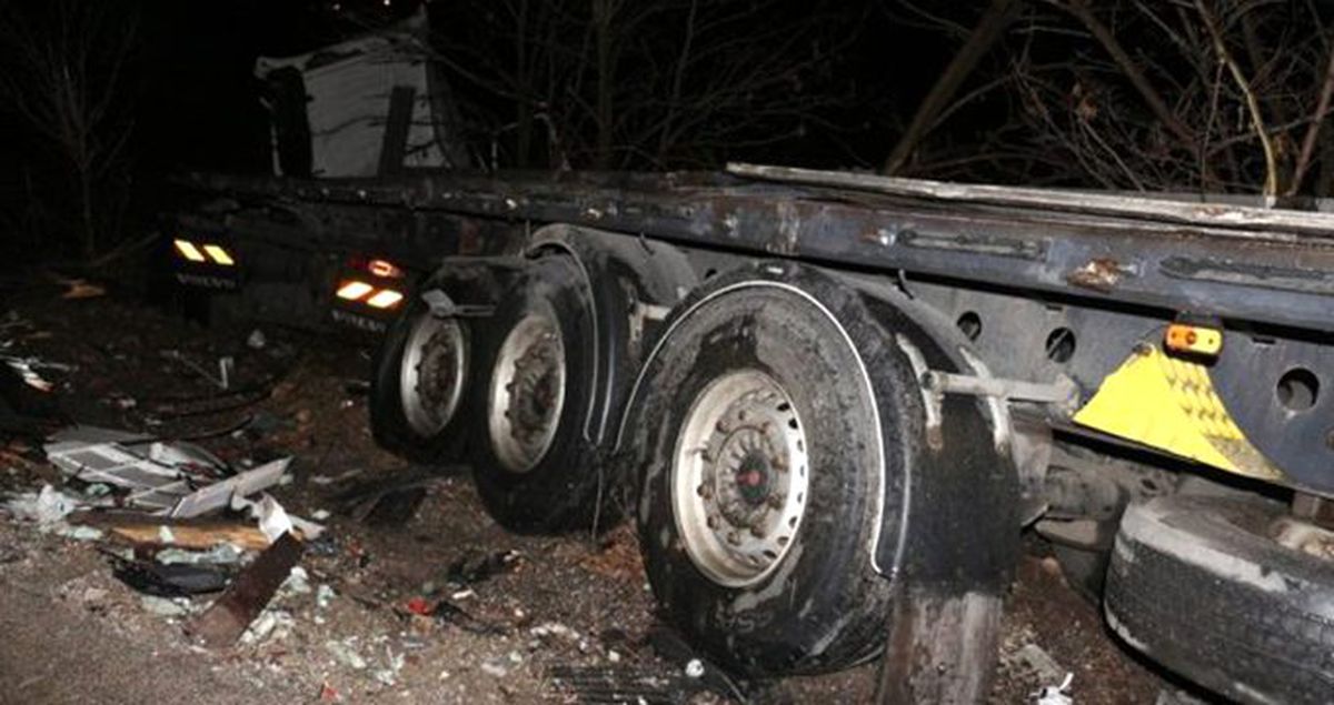 Çankırı'da 2 tır çarpıştı, 2 kişi hayatını kaybetti