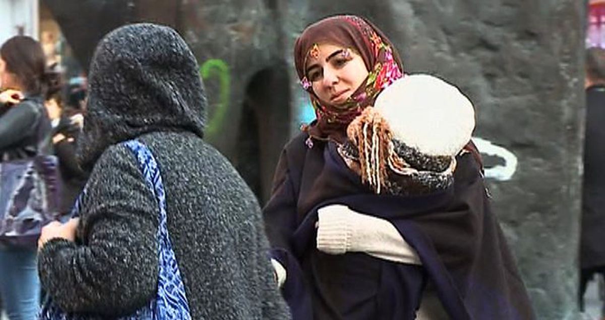 Dilenci kılığına giren CNN Türk muhabirine, kağıt toplayıcısından ahlaksız teklif: Beraber olalım mı?