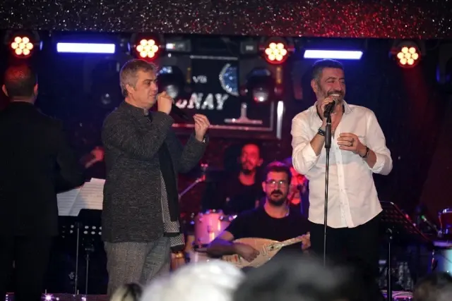 Doğum günü kutlamasına yıldız yağdı Doğum günü kutlamasına yıldız yağdı