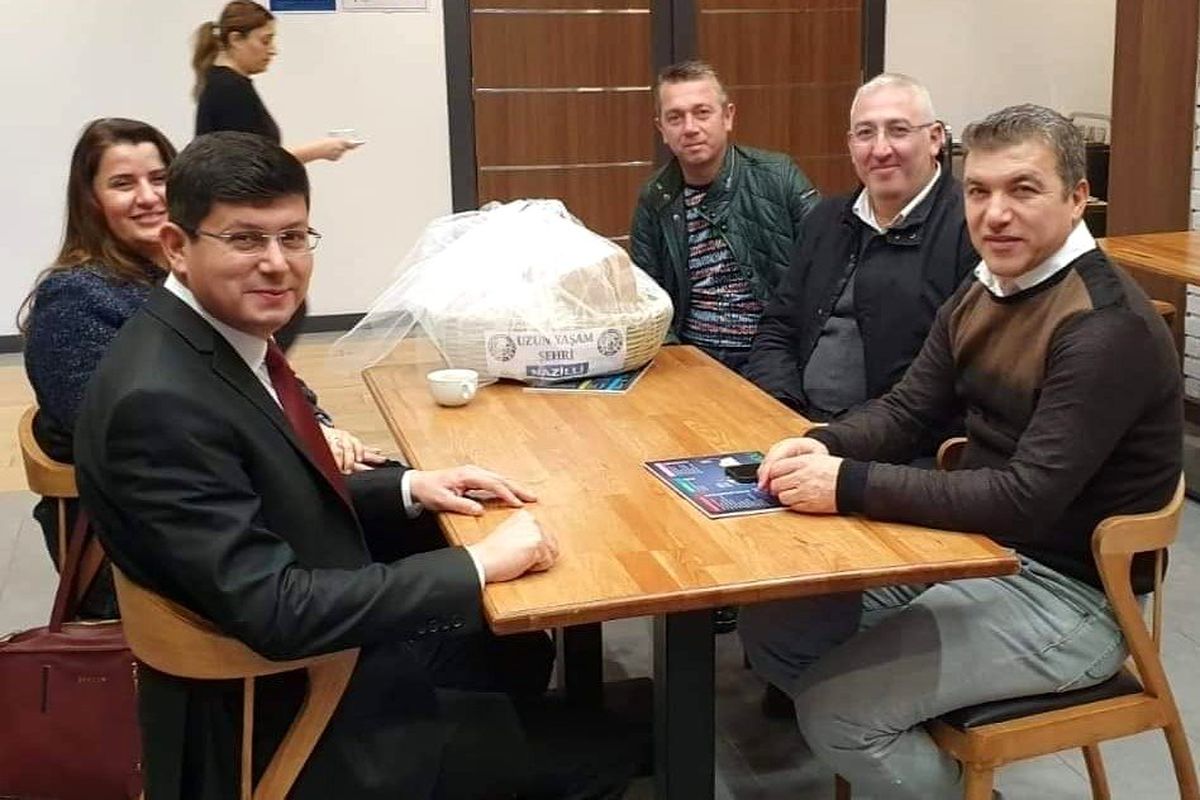 Gazeteci İsmail Küçükkaya'dan Naz-Koop'a destek