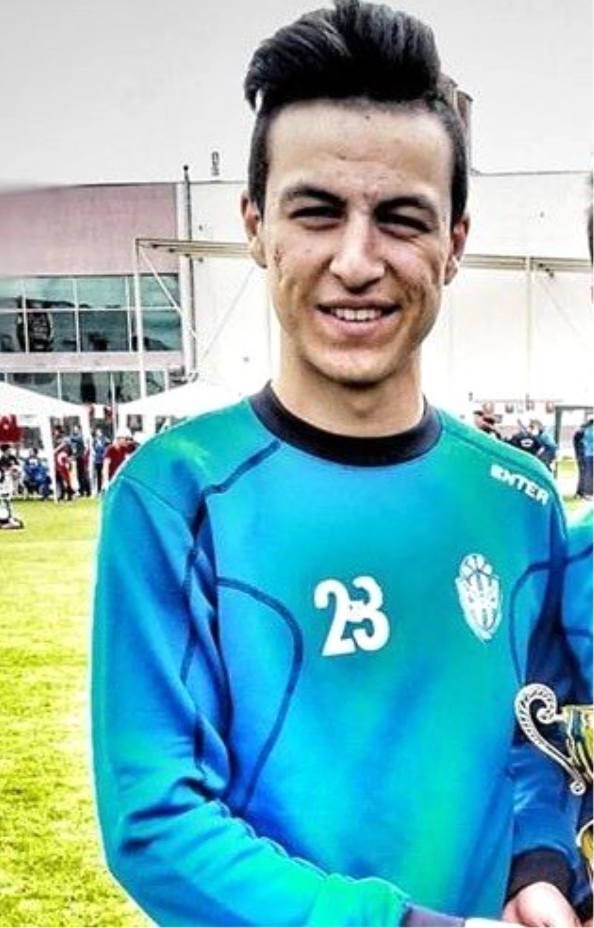 Genç futbolcu Hasan Dinçer vefat etti Haberler Spor