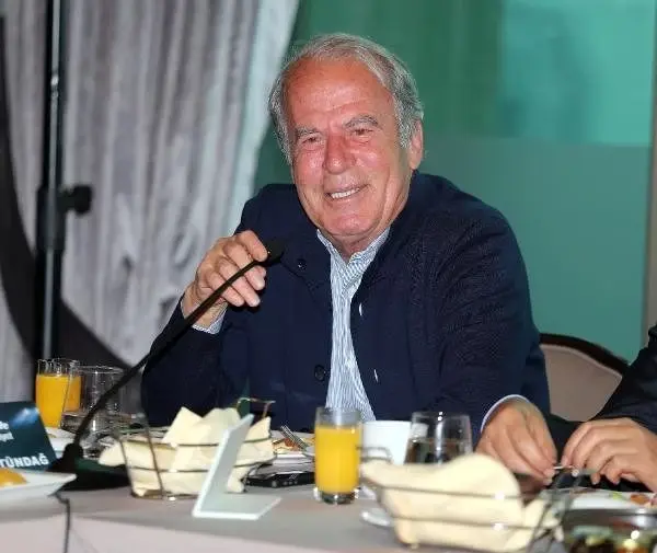 Gillette Milliyet Yılın Sporcusu adayları, büyük jüri tarafından belirlendi Gillette Milliyet Yılın Sporcusu adayları, büyük jüri tarafından belirlendi