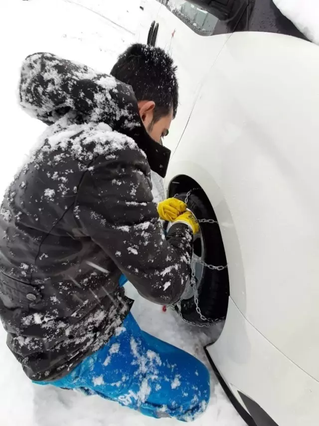 Hemodiyaliz hastaları paletli ambulansla kurtarıldı