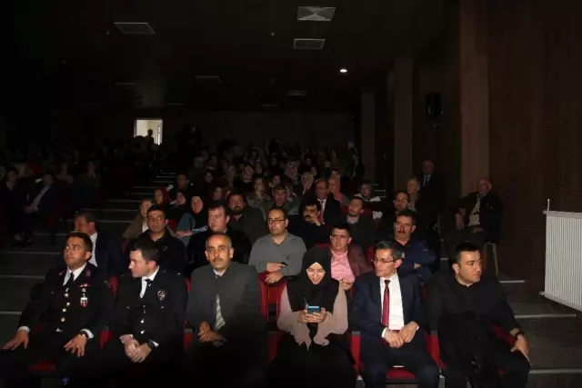 Kütahya'da sıra dışı Mehmet Akif Ersoy anma programı