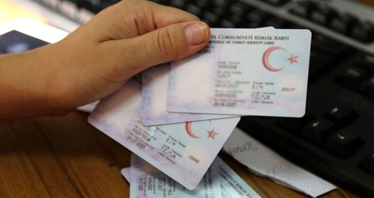 Mahkeme kararı olmadan ad ve soyad değişimi süresi uzatıldı
