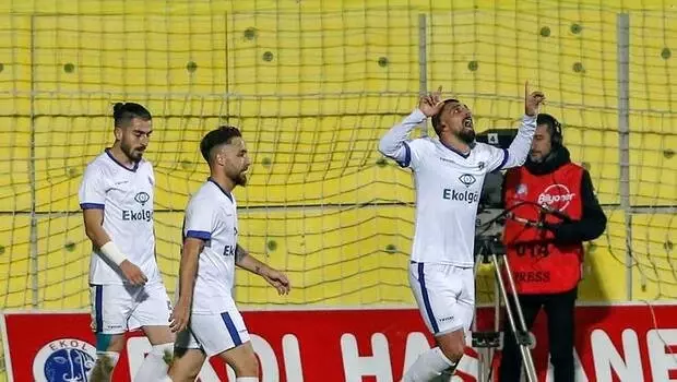 Menemenspor'u yerliler şaha kaldırdı! Menemenspor'u yerliler şaha kaldırdı!