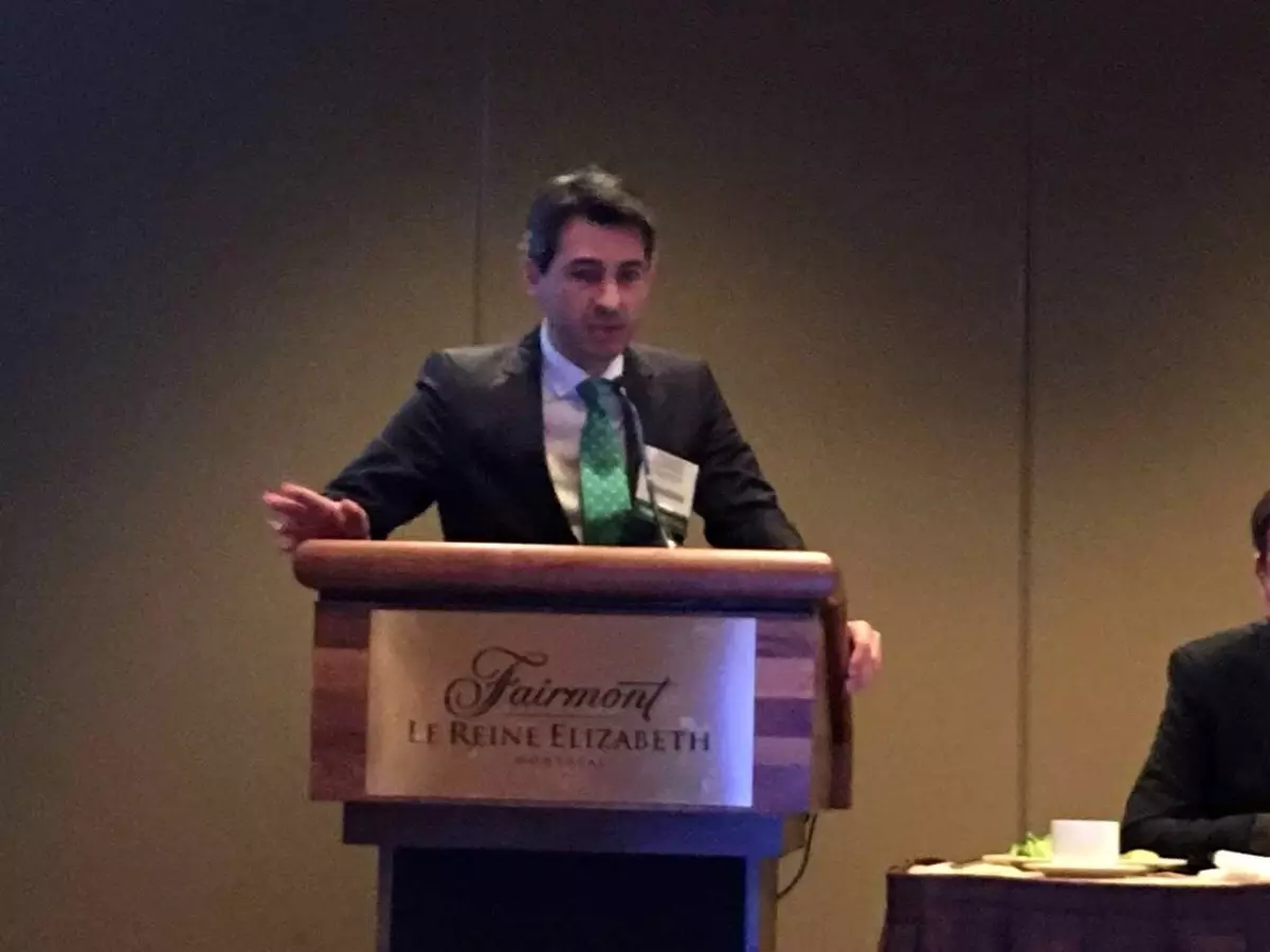 Türkiye'de Bir İlk! Guatr Kesisinden Akciğer Tümörü Çıkarıldı!