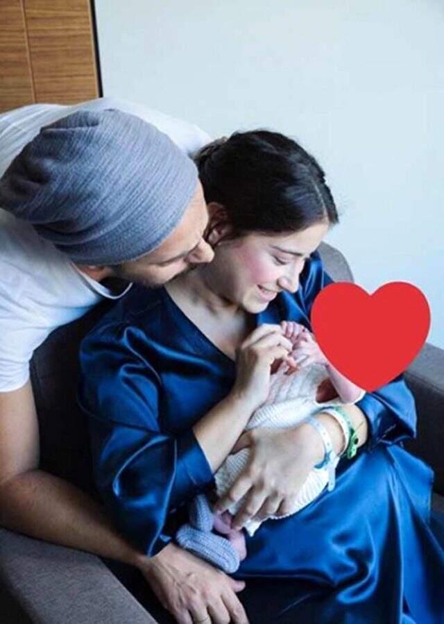 Ünü oyuncu Hazal Kaya'nın oğlu Fikret Ali ile ilk fotoğrafı ortaya çıktı!