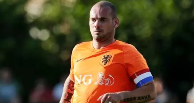 Yıldızlar Sneijder için buluşuyor! Türkiye'den gidecek isimler belli oldu