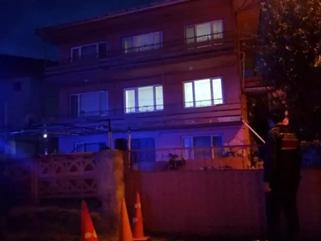 Bilecik'te ikinci kattan düşen kadın öldü Bilecik'te ikinci kattan düşen kadın öldü