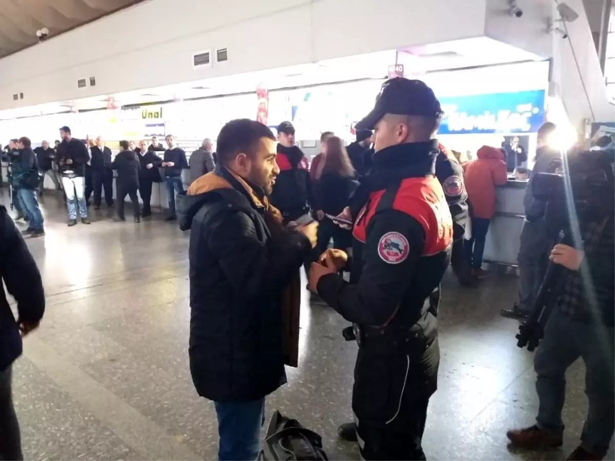 Emniyetten yılbaşı öncesi AŞTİ'de huzur uygulaması