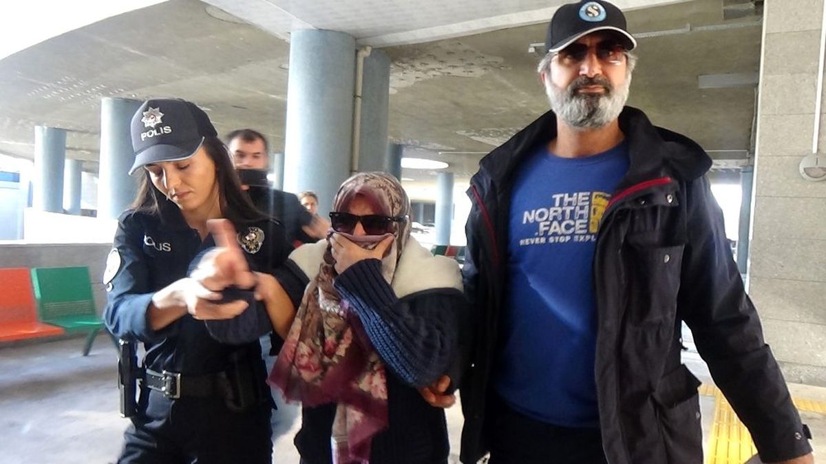 'Ben FETÖ'cüyüm, uçağı patlatacağım' diye bağıran kadına 10 yıl hapis istemi