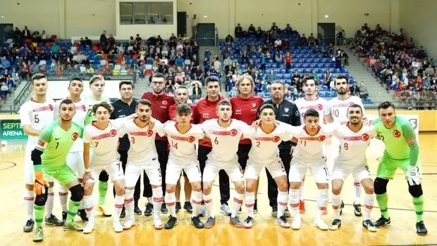Futsal 19 Yaş Altı Milli Takımı'nın Kış Kupası aday kadrosu açıklandı Futsal 19 Yaş Altı Milli Takımı'nın Kış Kupası aday kadrosu açıklandı