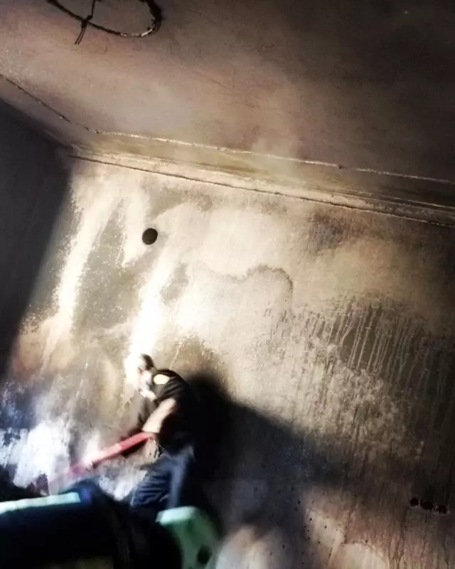 Gevaş'ta ev yangını Gevaş'ta ev yangını