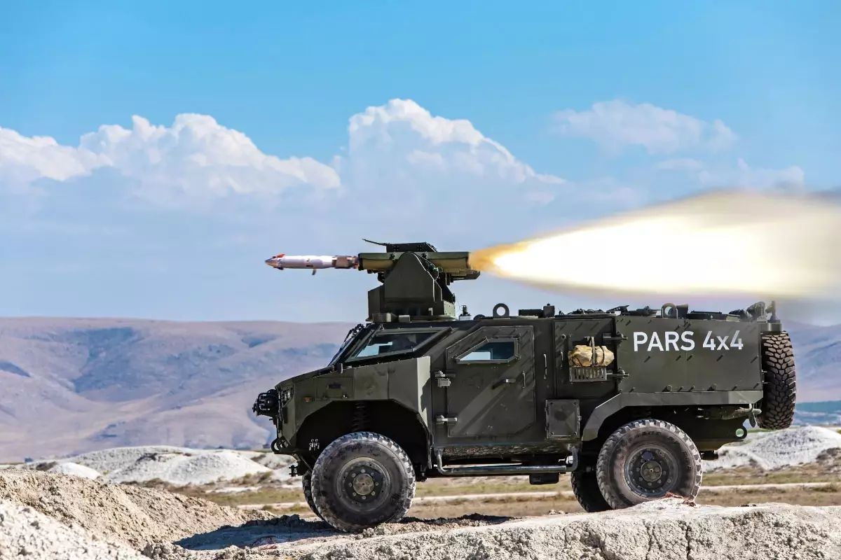 Kaplan ve Pars, TSK envanterine teslim edildi