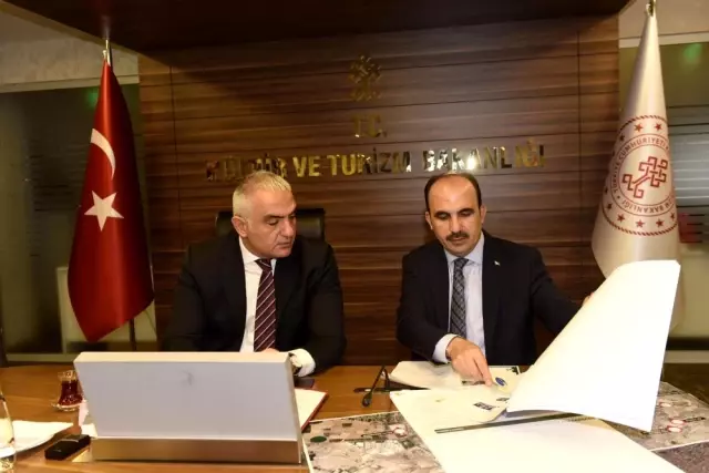 Kültür ve Turizm Bakanlığında, Konya projeleri konuşuldu Kültür ve Turizm Bakanlığında, Konya projeleri konuşuldu