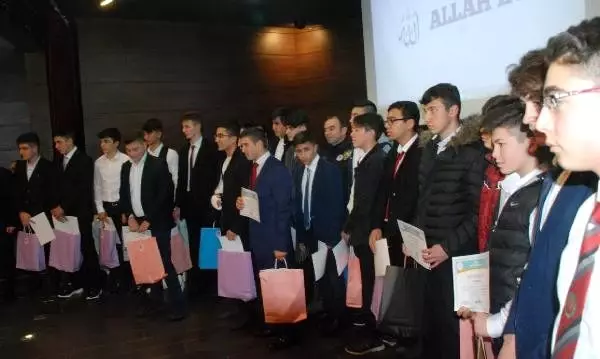 Kur-an'ı Kerim-i güzel okuma yarışması Gediz'de yapıldı