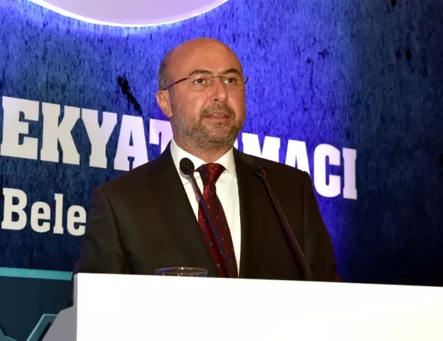 Selçuklu Belediyesi 30. yaşını 'Aşka Vefa' ile kutladı Selçuklu Belediyesi 30. yaşını 'Aşka Vefa' ile kutladı