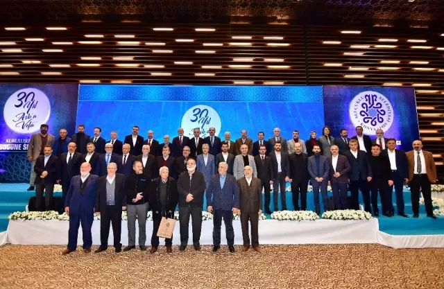 Selçuklu Belediyesi 30. yaşını 'Aşka Vefa' ile kutladı Selçuklu Belediyesi 30. yaşını 'Aşka Vefa' ile kutladı