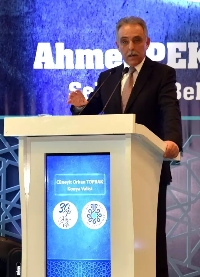 Selçuklu Belediyesi 30. yaşını 'Aşka Vefa' ile kutladı Selçuklu Belediyesi 30. yaşını 'Aşka Vefa' ile kutladı